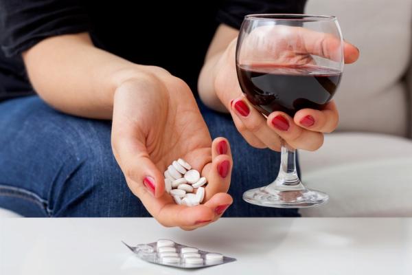 Antidepressant and Alcohol